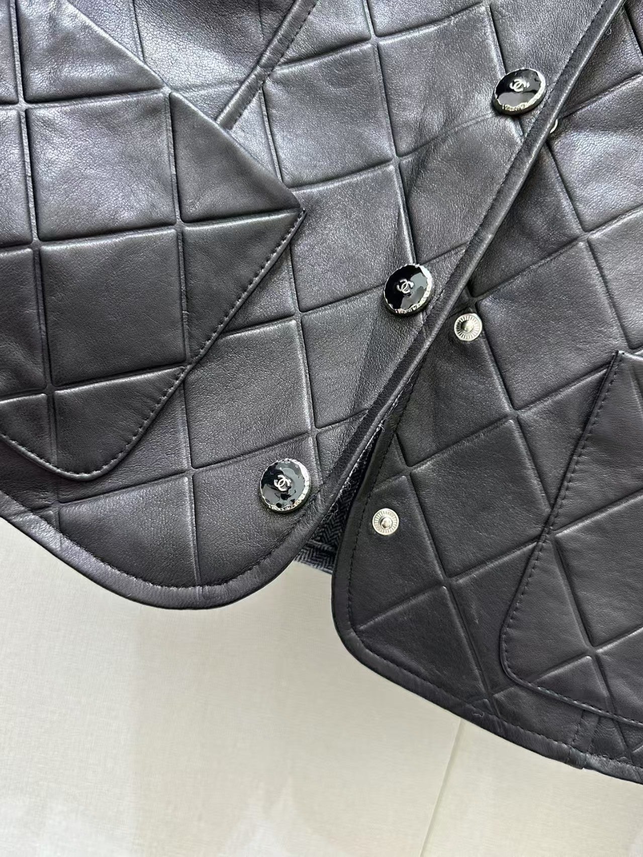 25 nouvelles vestes en peau d'agneau