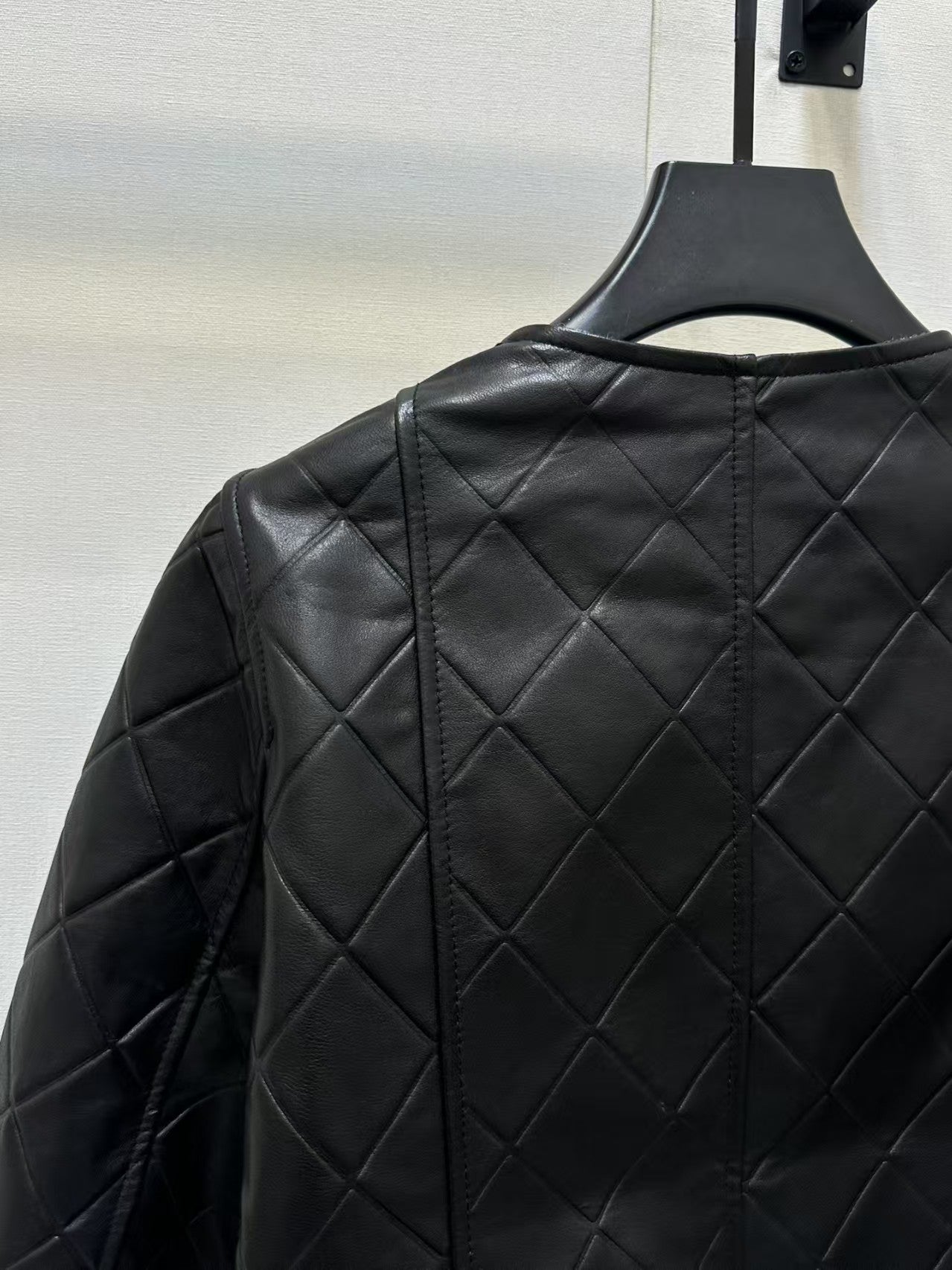 25 nouvelles vestes en peau d'agneau