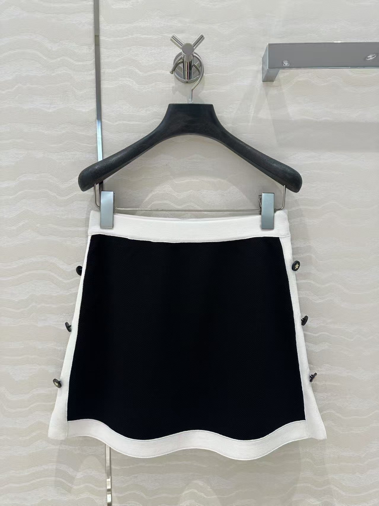 Mini-jupe en tricot de couleur contrastée Temperament