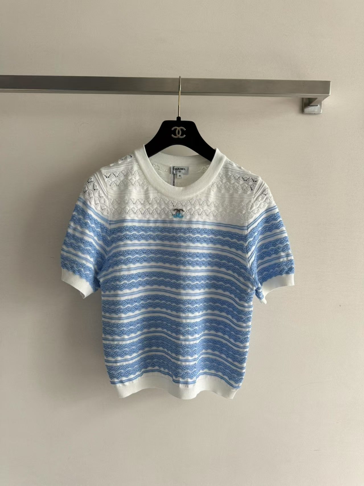 25 nouveaux manches courtes