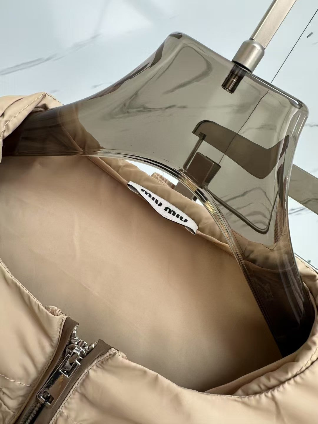 Neue Frühlings- und Sommeranzüge