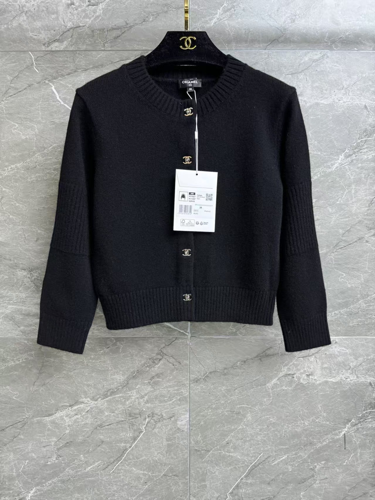 Kaschmir-Cardigan mit Schultütenknopf