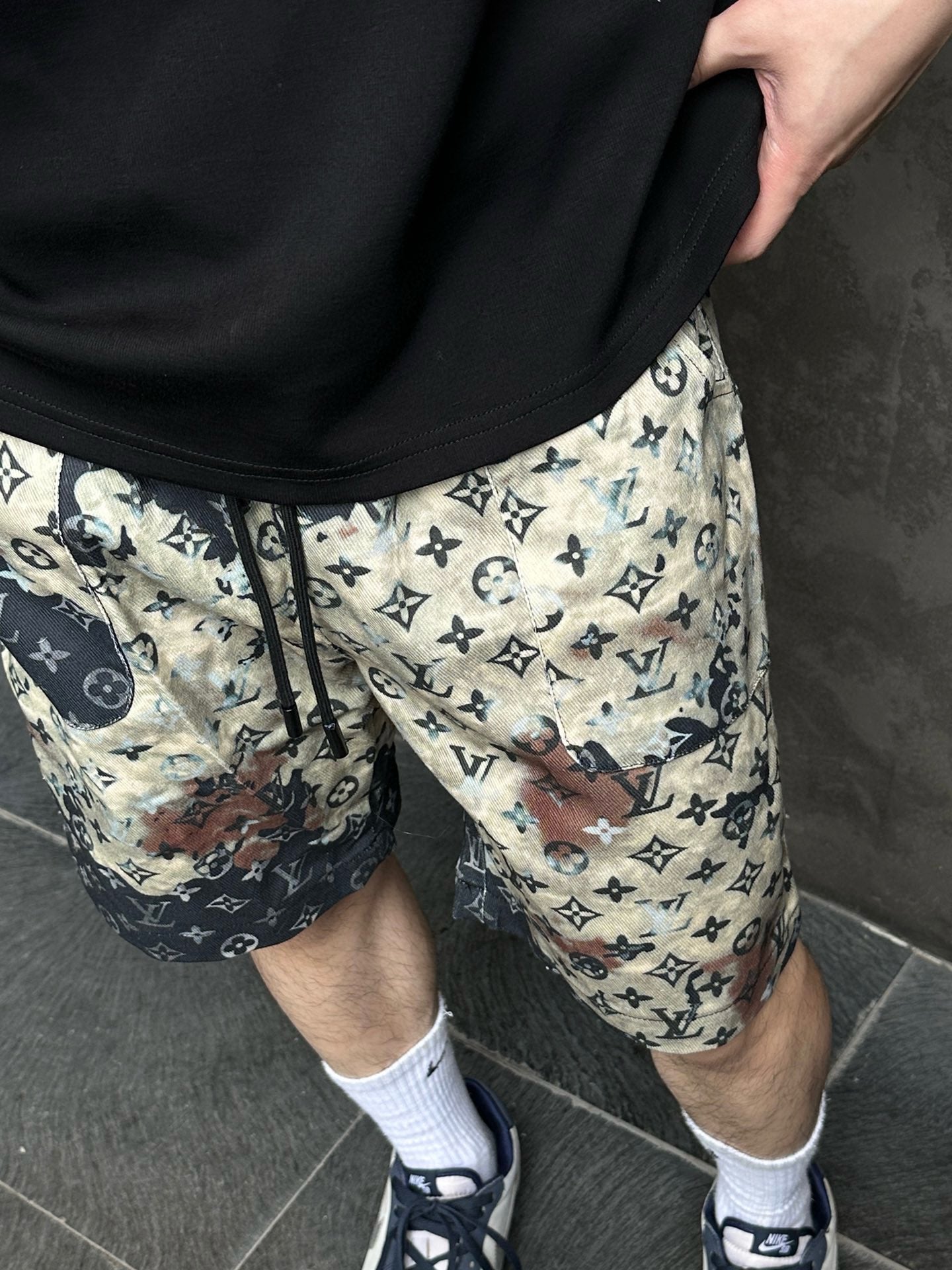 Short en jean imprimé sur toute la surface