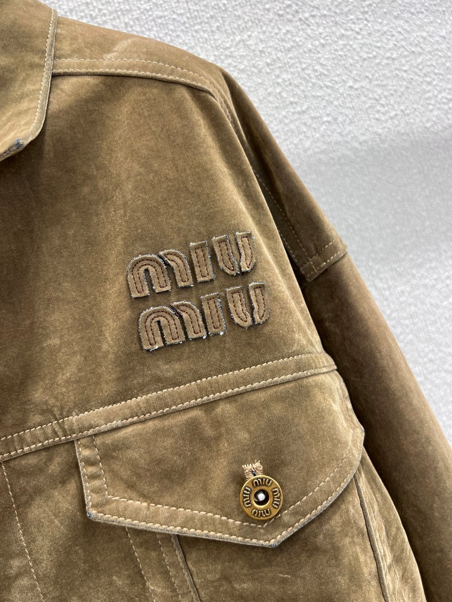 Veste simple boutonnage en denim velours à revers