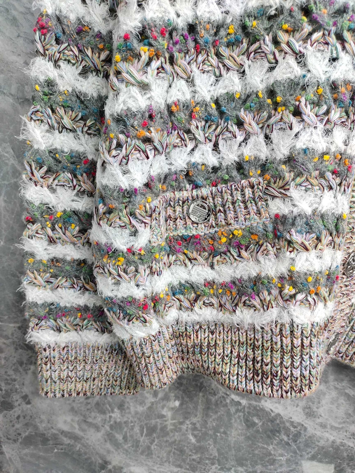 Tissage lourd avec bordure en diamant de couleur fil