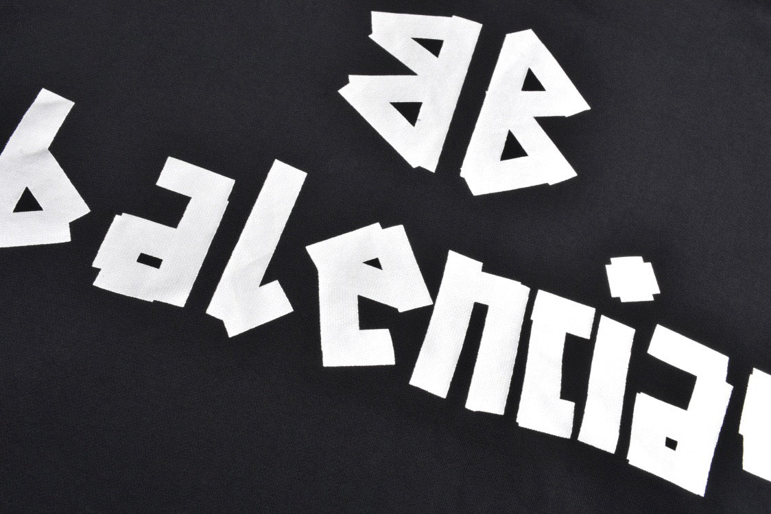 SWEAT À CAPUCHE À BANDE