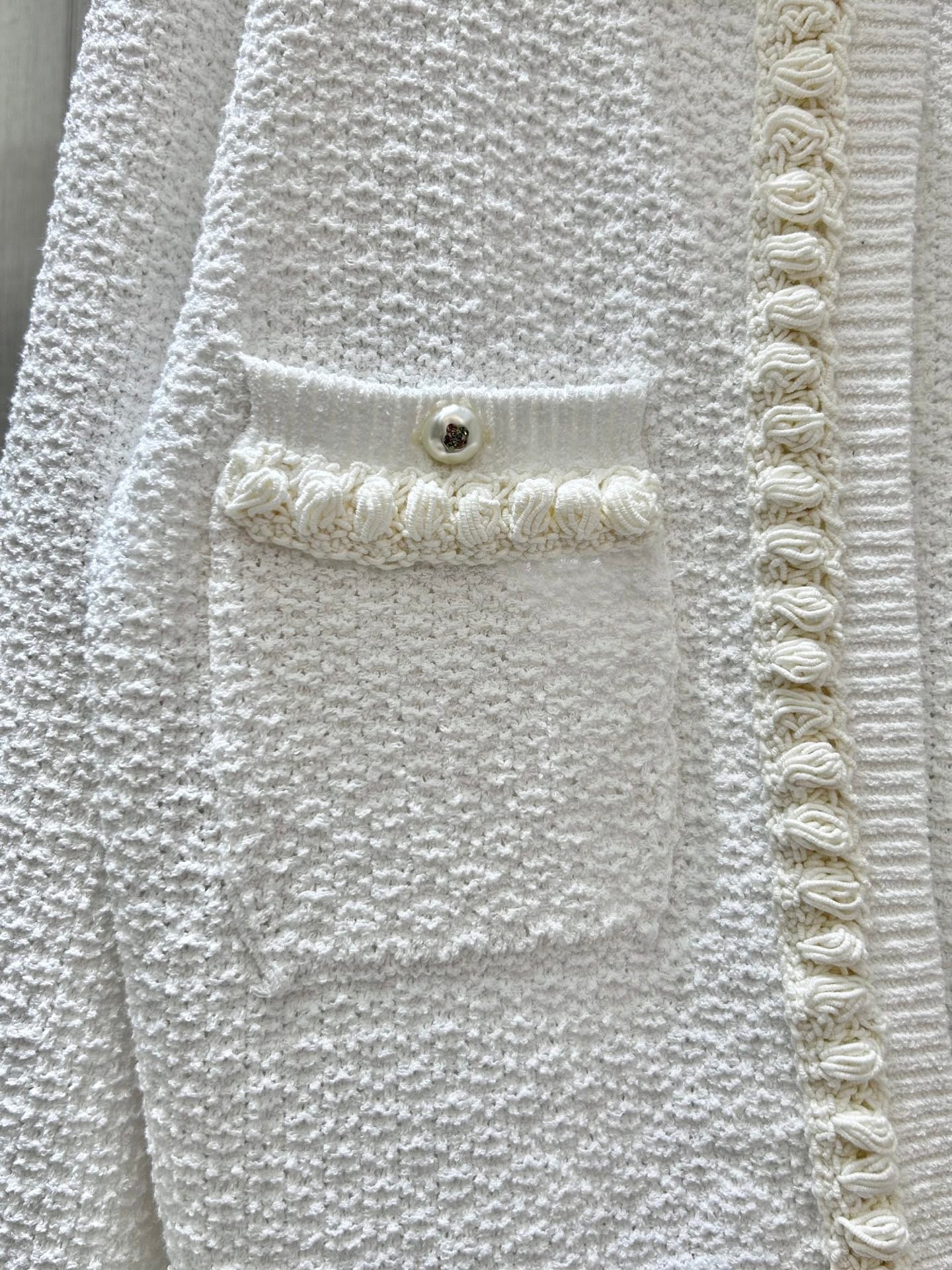 Cardigan blanc clair de lune