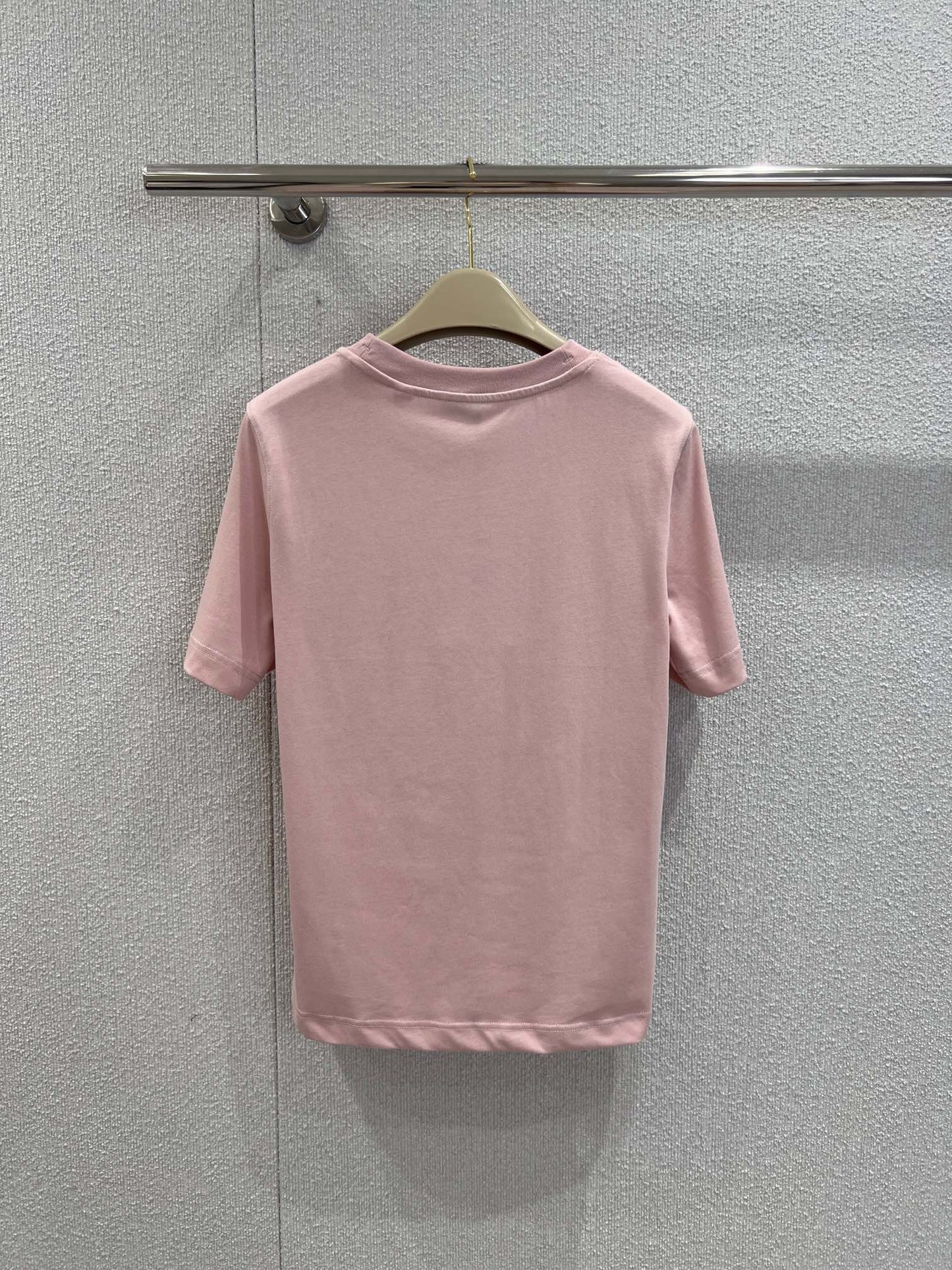 T-shirt à manches courtes et col rond brodé Cheval de guerre