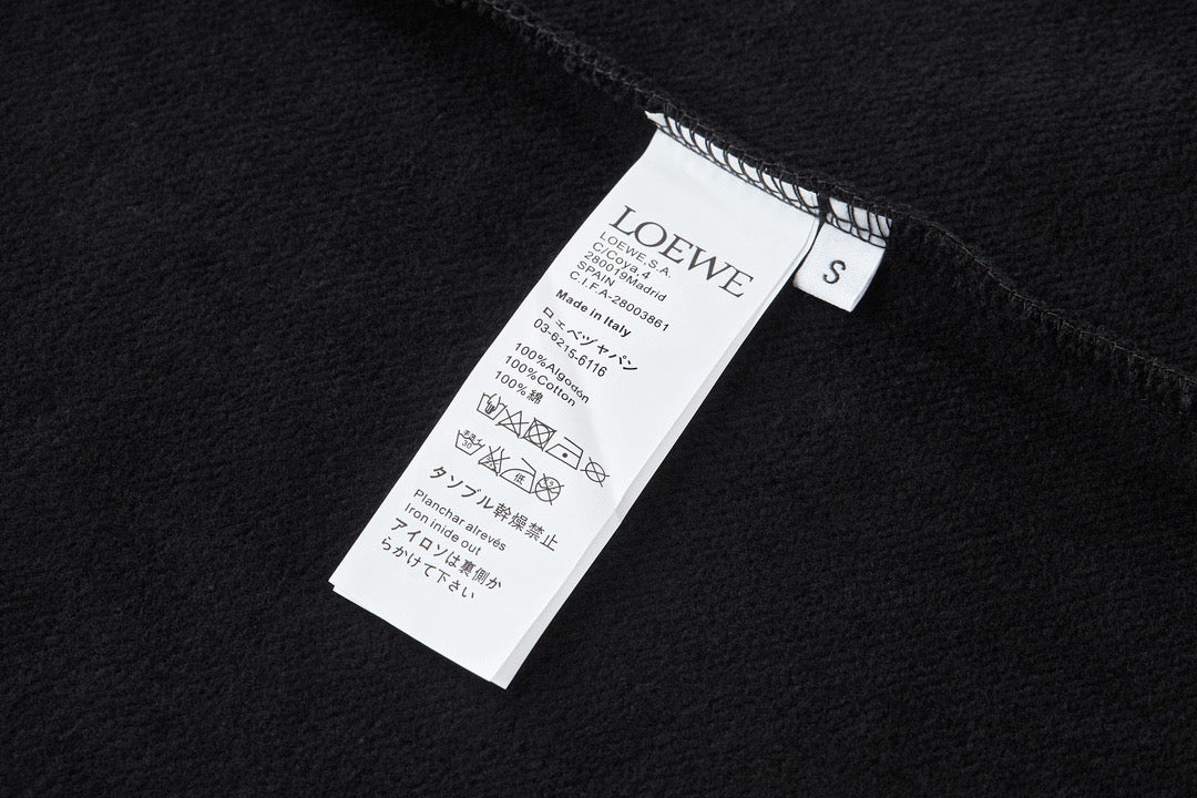 Kapuzenpullover mit Loe-Stickerei