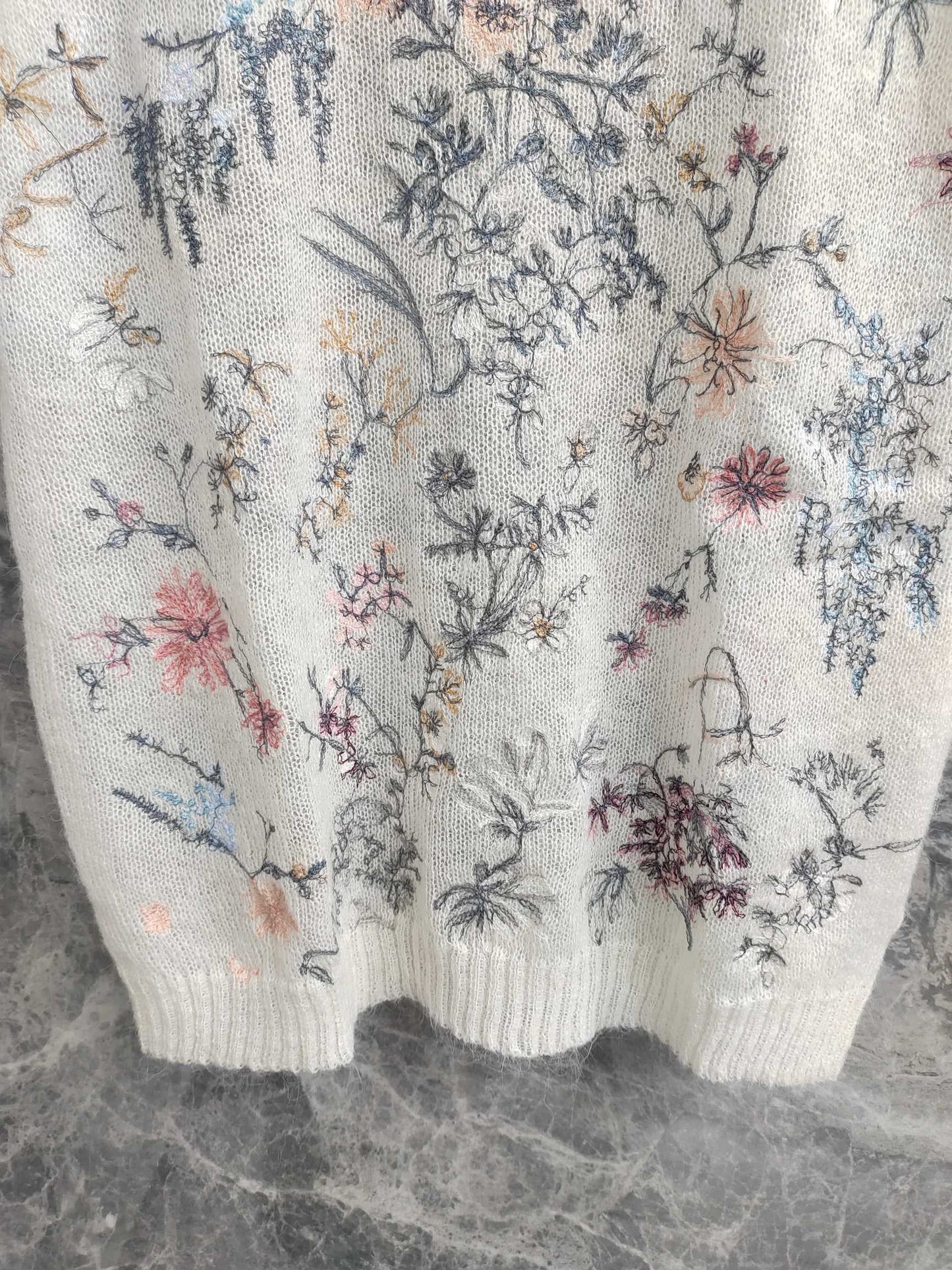 C Weißer Kurzarmpullover