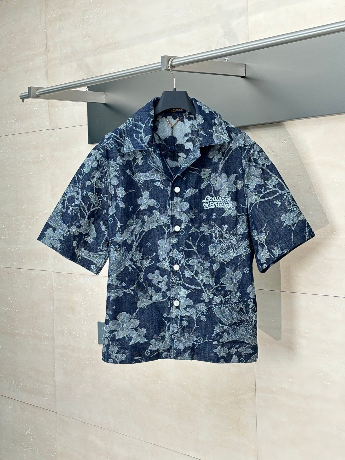 Nouvelle veste à manches courtes en denim à fleurs 25Ss