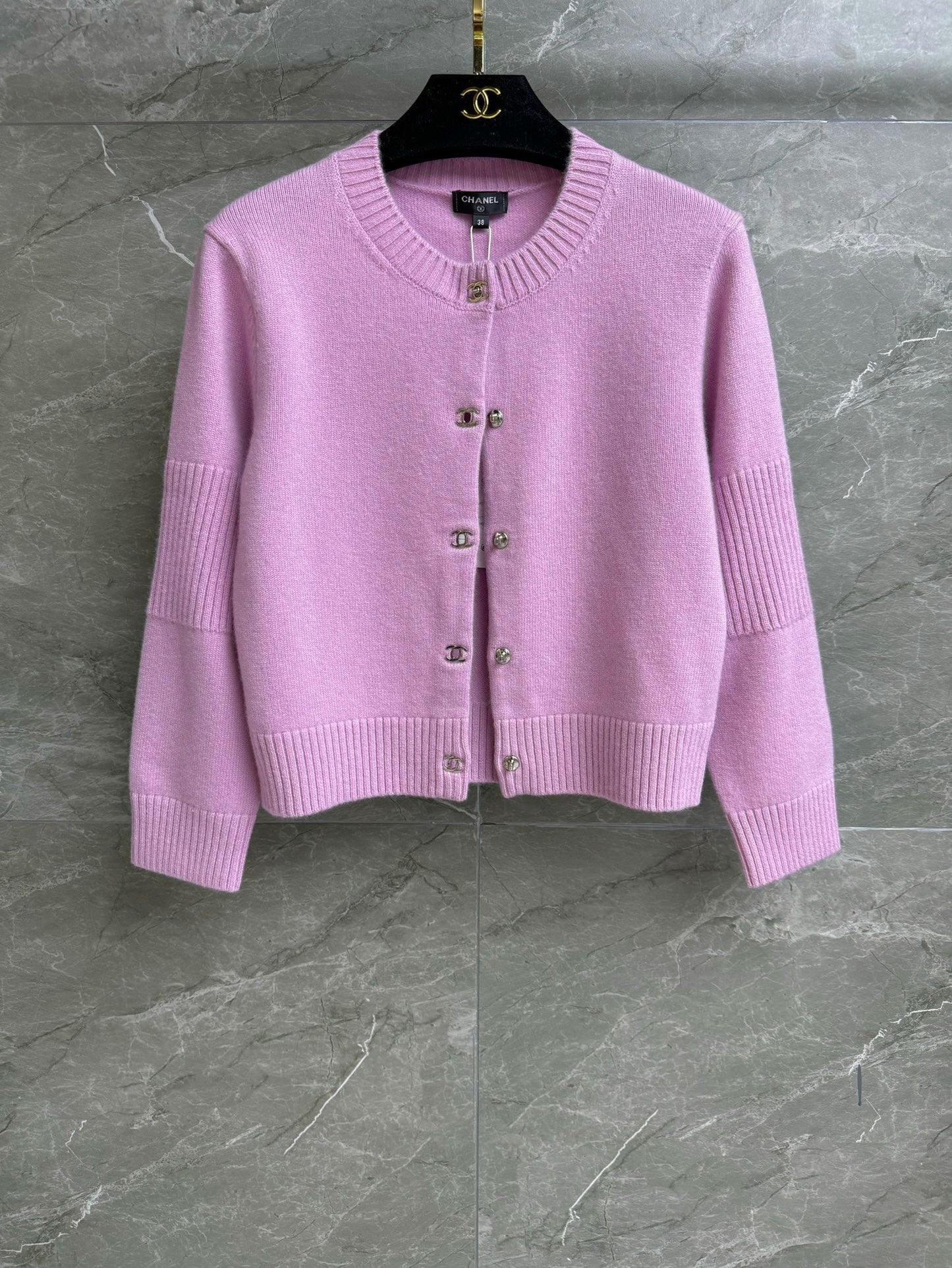 Kaschmir-Cardigan mit Schultütenknopf