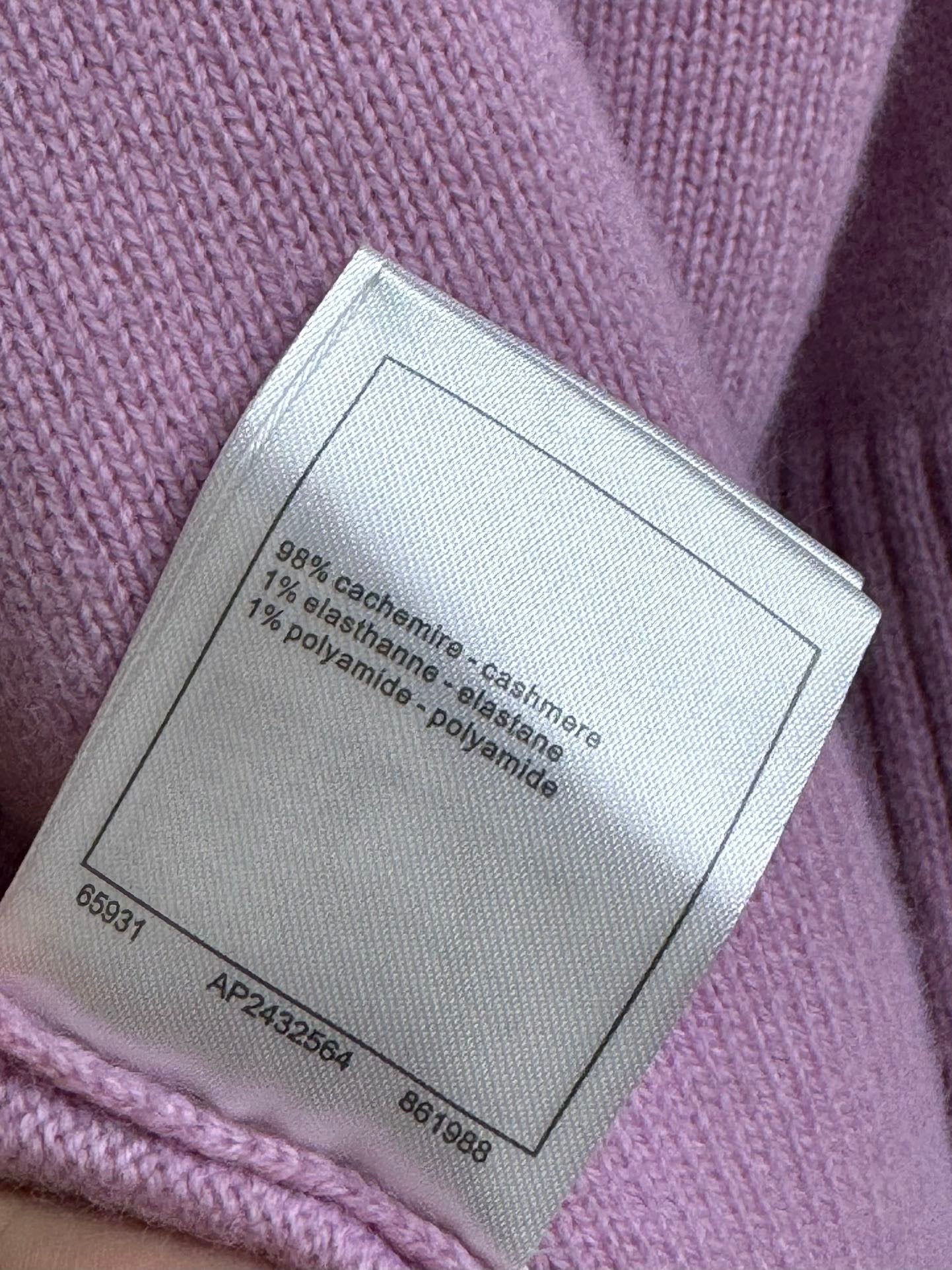 Kaschmir-Cardigan mit Schultütenknopf