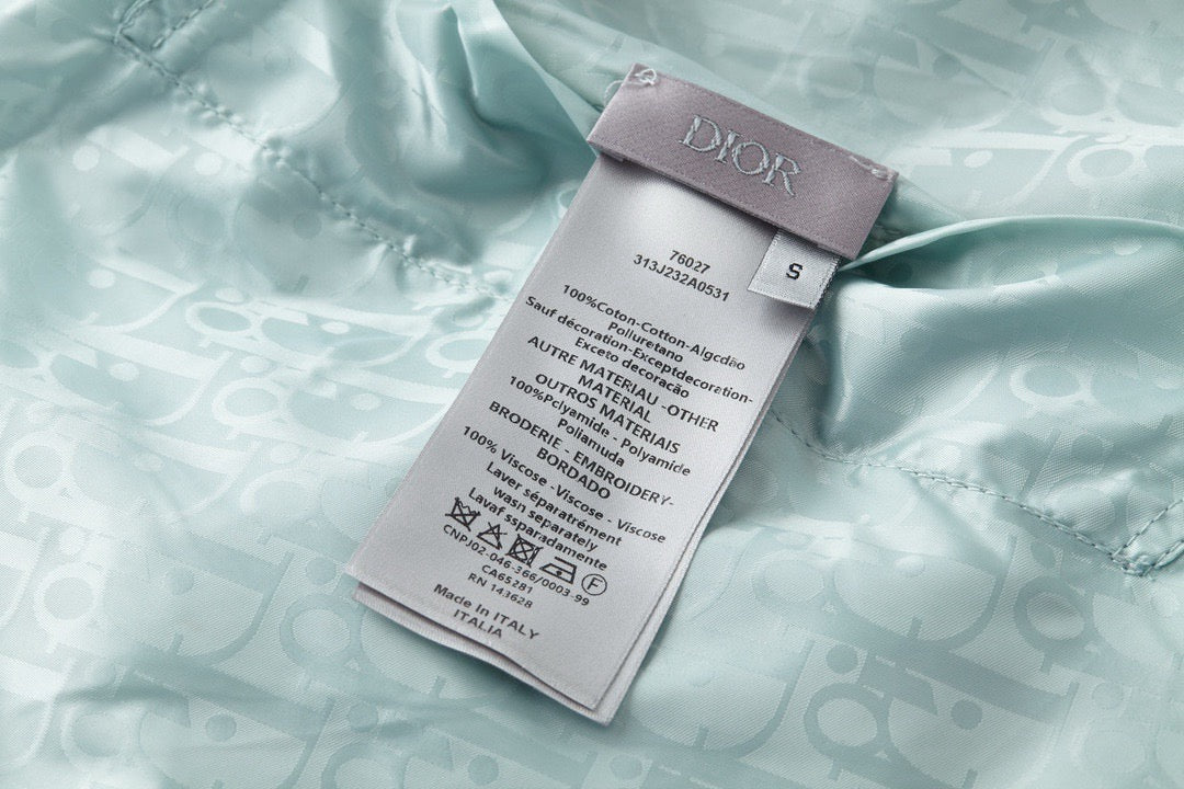 Wendejacke mit Kapuze