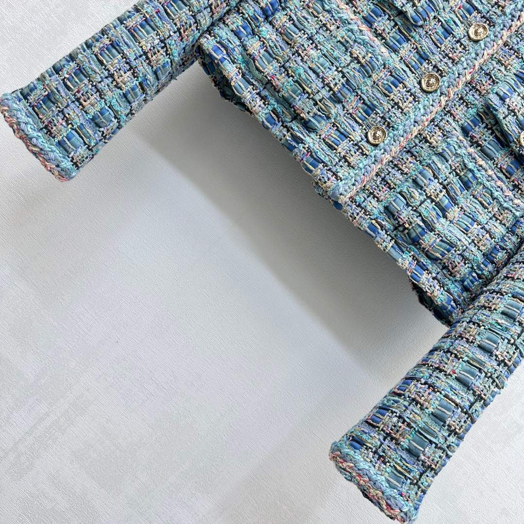 Geflochtene Anzugjacke mit eingefasstem Saum