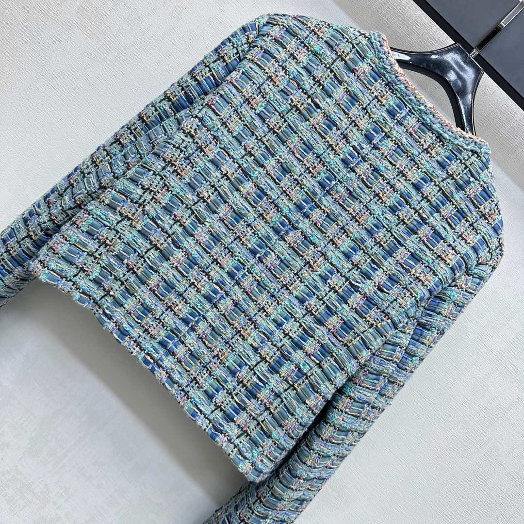 Geflochtene Anzugjacke mit eingefasstem Saum