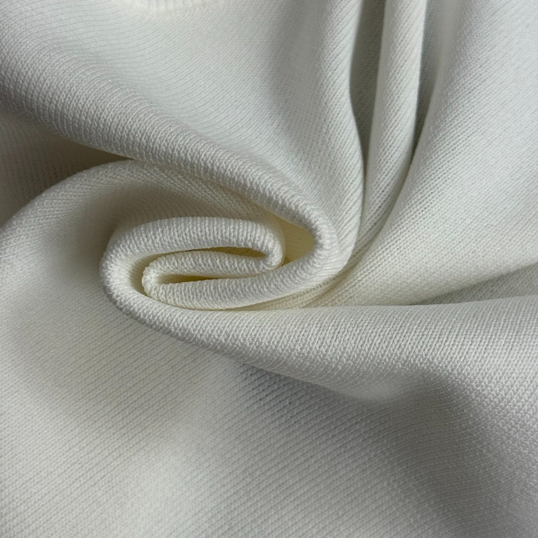 Slim-Fit-Strickweste mit Skizzenstickerei