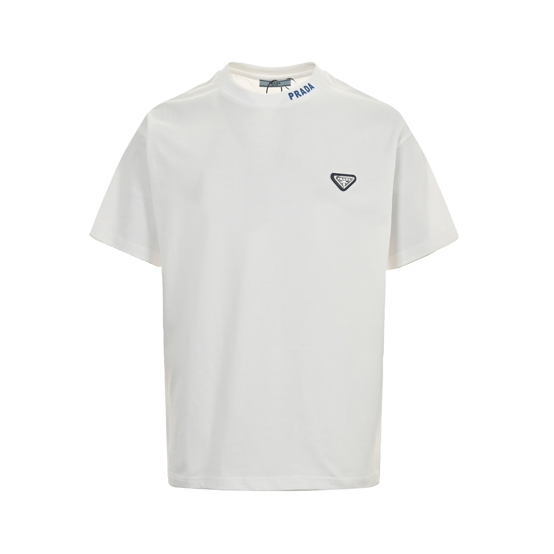 Col triangle lettre manches courtes