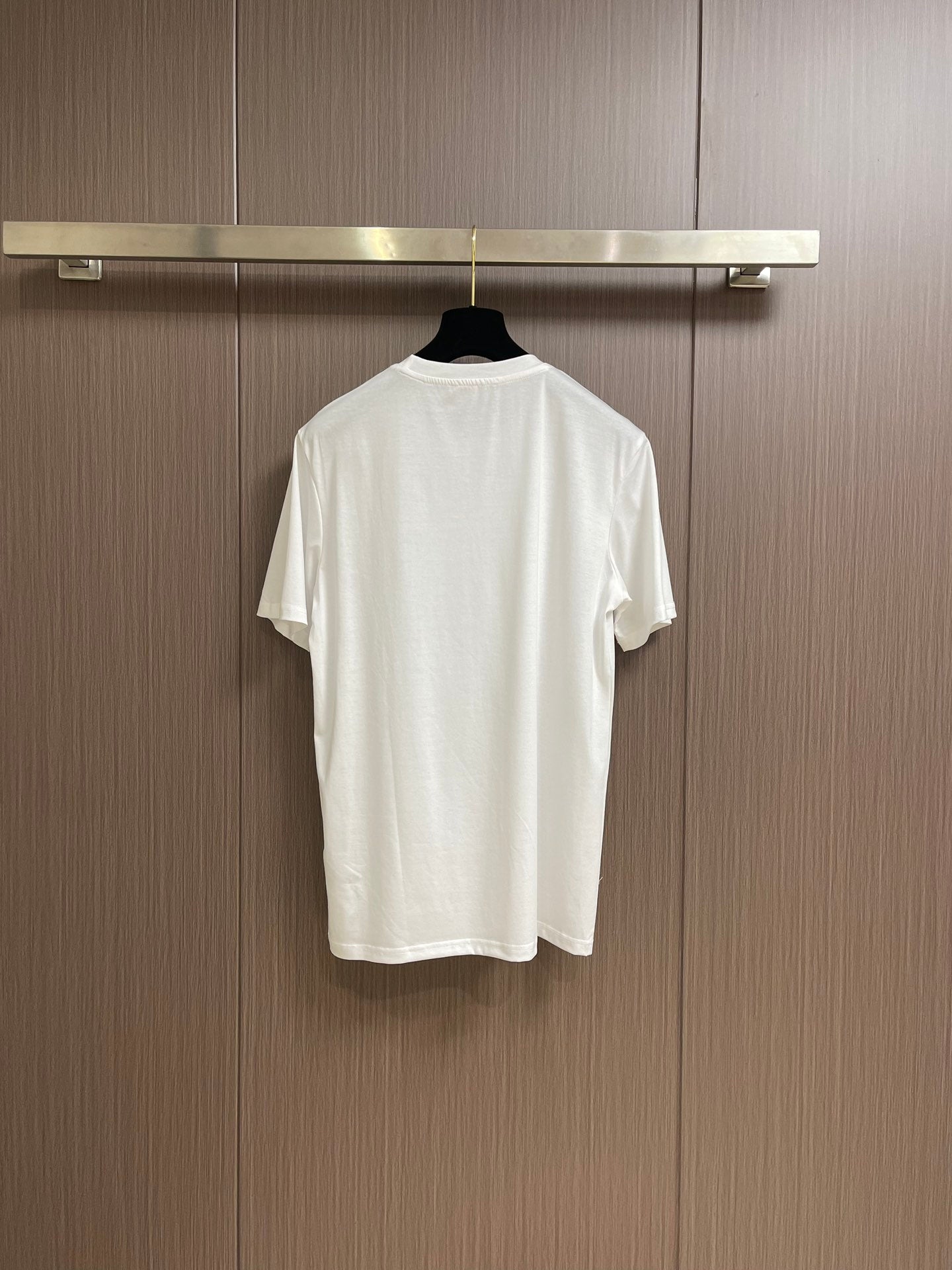 🔥 🔥24FW NEU L Sanhua T-Shirt mit ikonischem Designelement