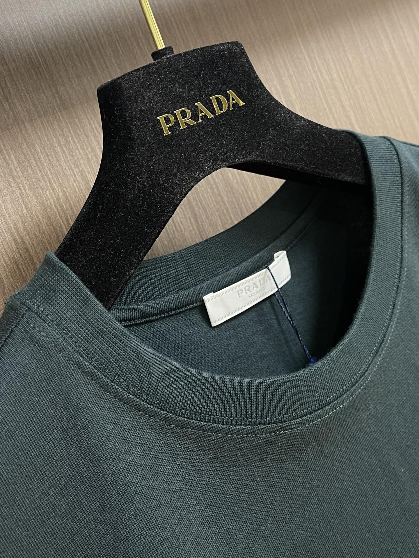 T-shirt avec nouveau logo PRD 24FW