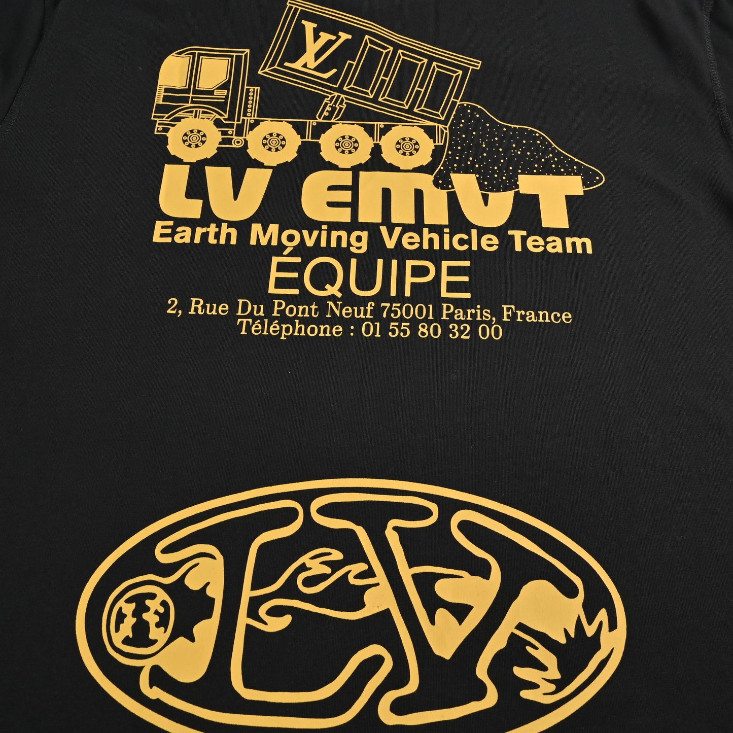 fourgon à manches courtes