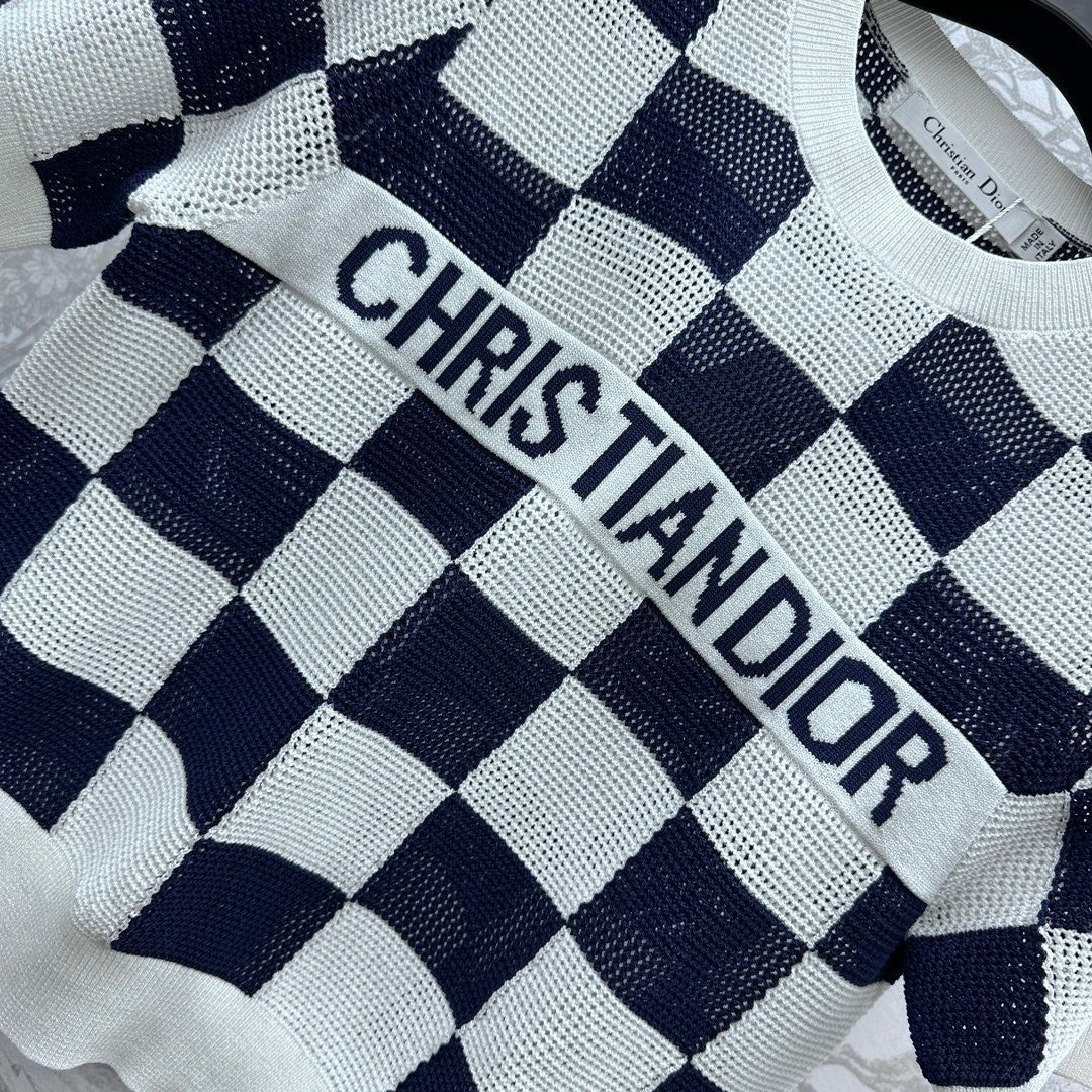 Hohl gestricktes kariertes Oberteil