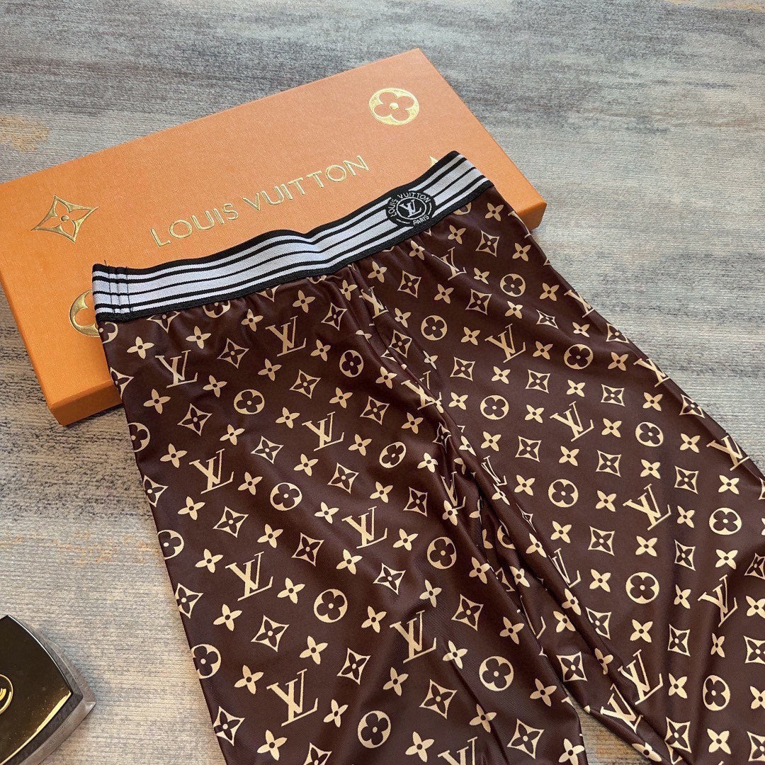 Hochelastisches Yoga-Kleidungsset