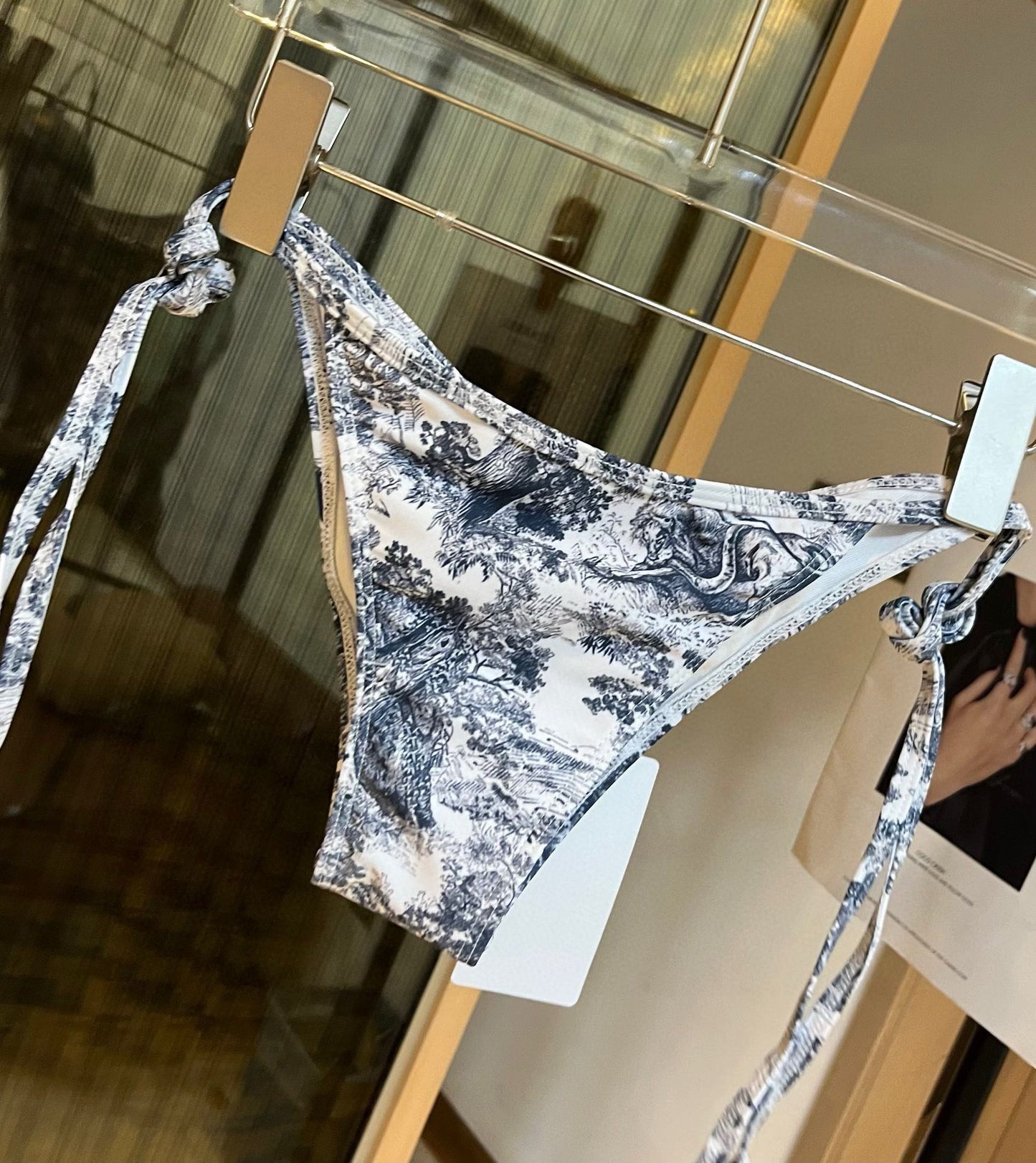 Bedrucktes Tankini-Badeanzug-Set mit Schnürung