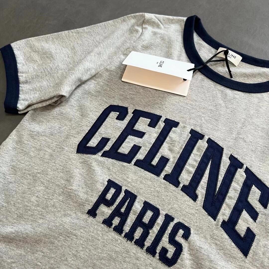 T-shirt à manches courtes brodé avec application de couleur contrastée