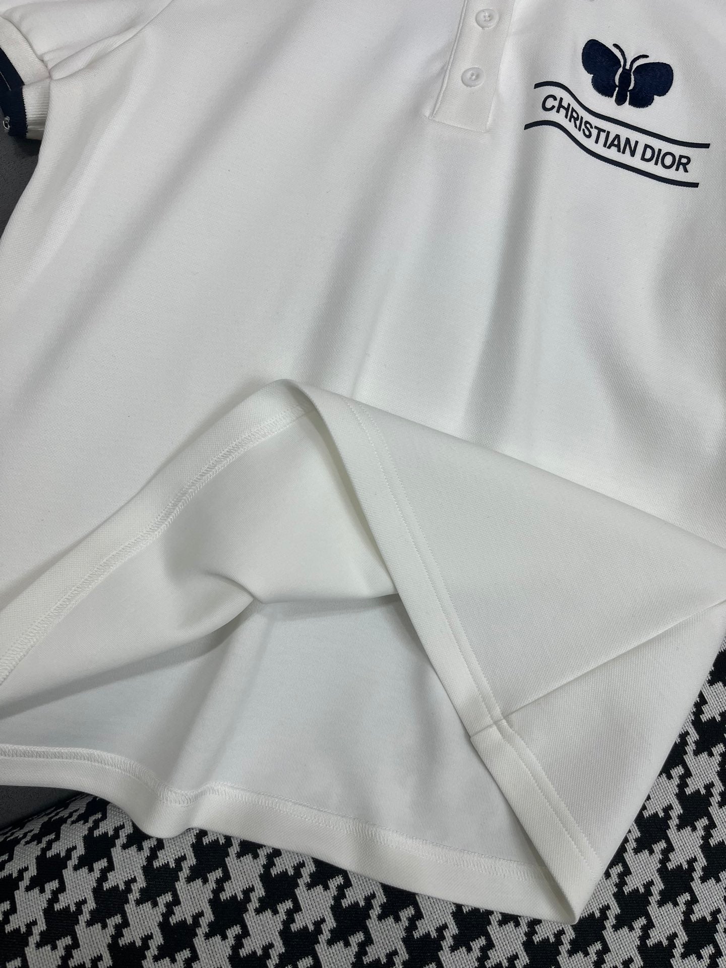 Neuer Sommer-Freizeitanzug