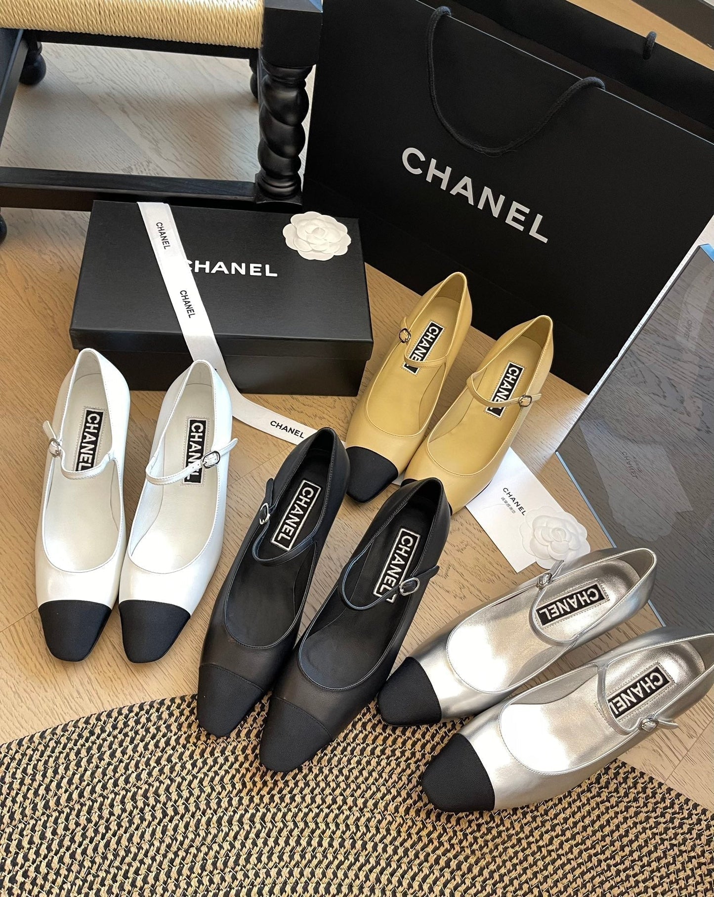 24P printemps nouvelles chaussures Mary Jane à bout pointu carré