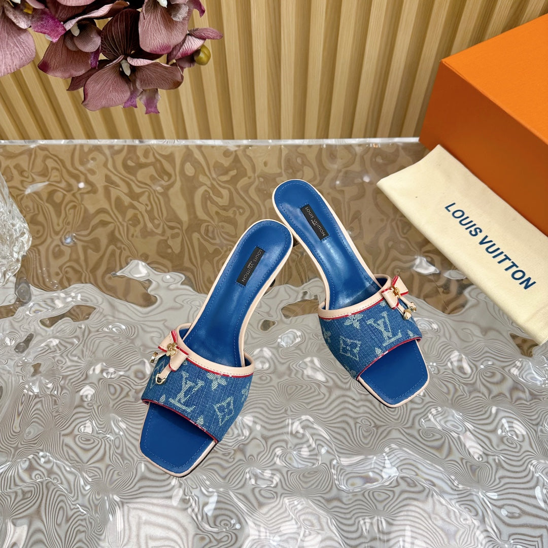 Sandales à talons de chat