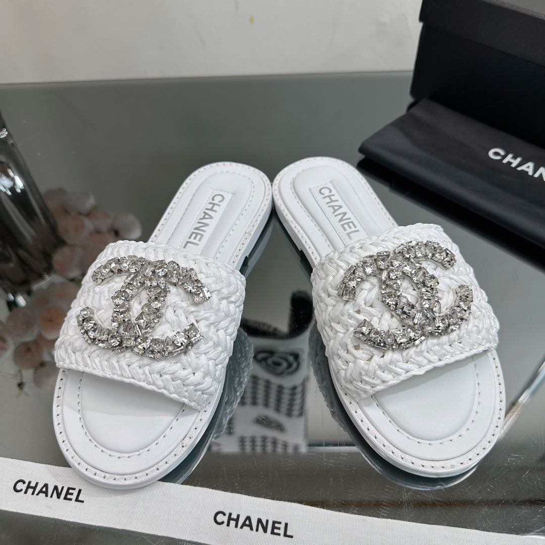 Chaussons tissés en perles