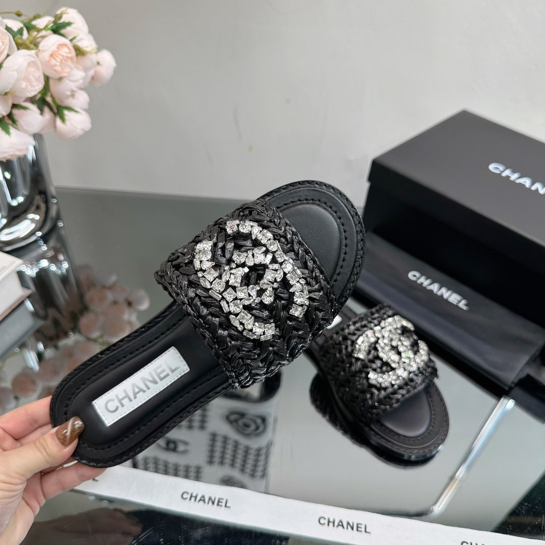 Chaussons tissés en perles