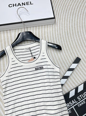 Striped letter jacquard knitted vest