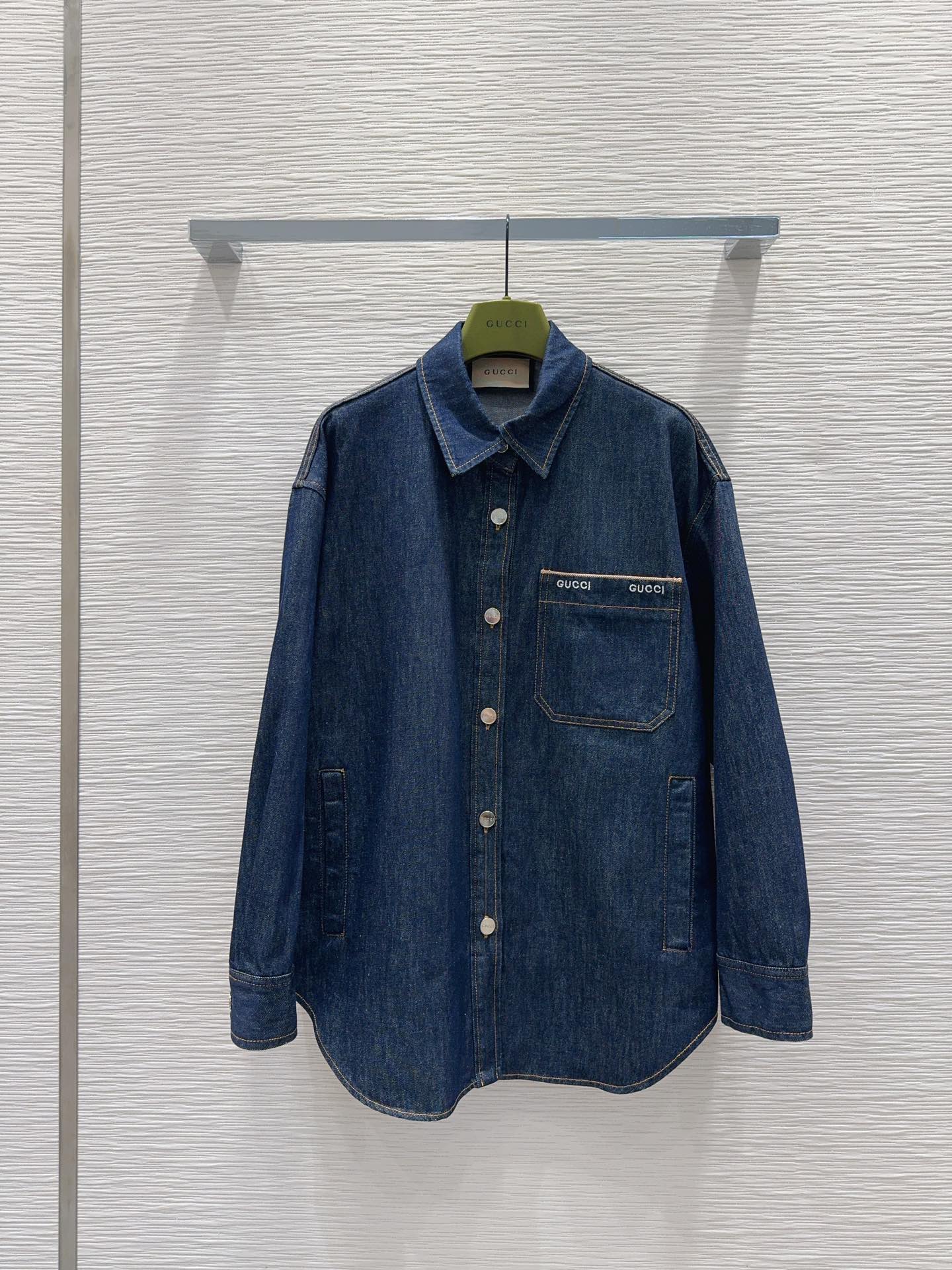 Hochwertiger, tanninfermentierter, gewaschener Denimanzug