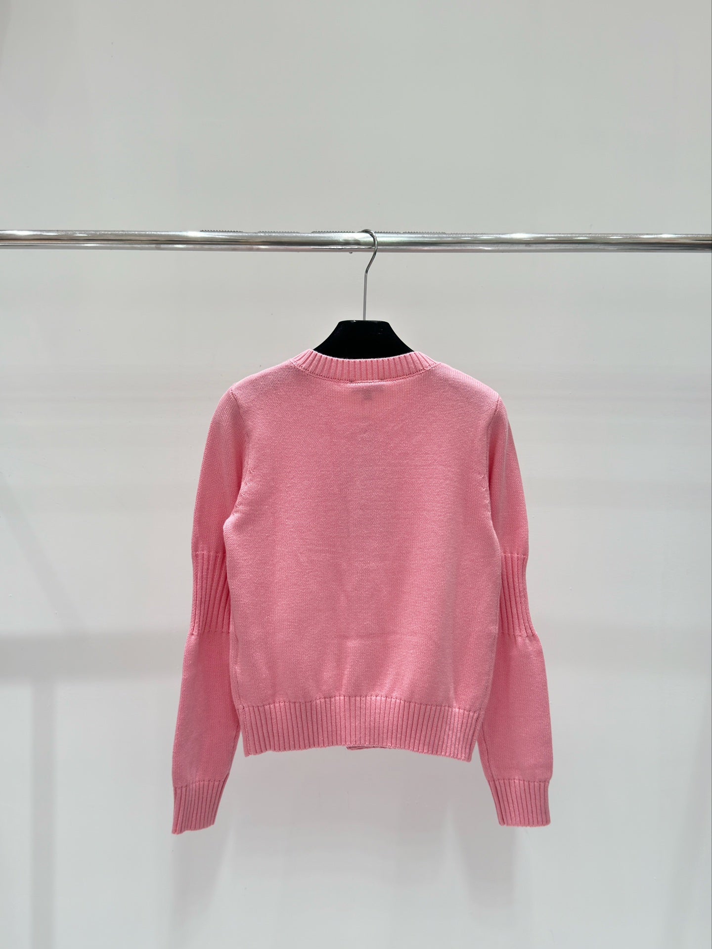 Strickjacke mit Rundhalsausschnitt