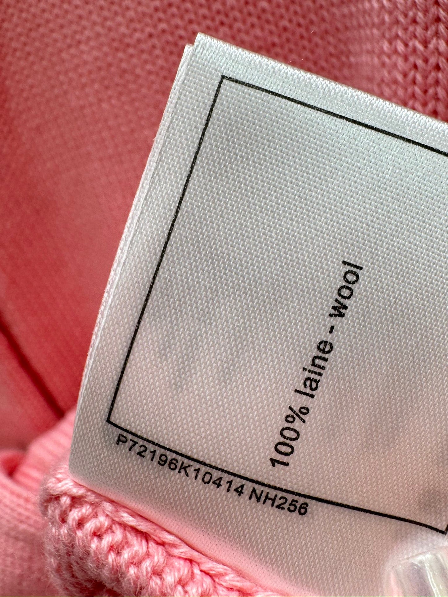 Strickjacke mit Rundhalsausschnitt