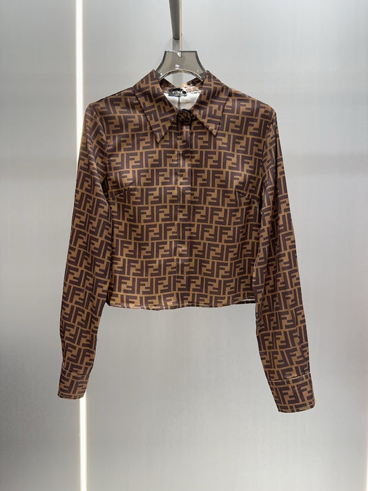 Costume de style ancien