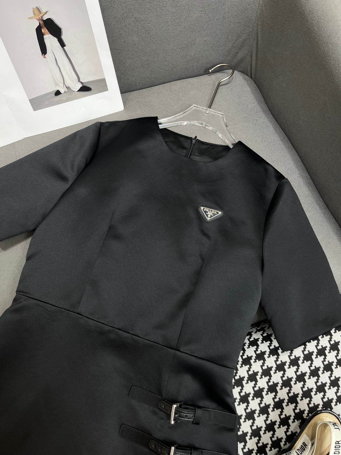 Kleid mit halben Ärmeln