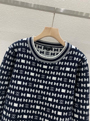 Knitted crew neck sweater