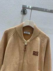 Cardigan tricoté à col montant
