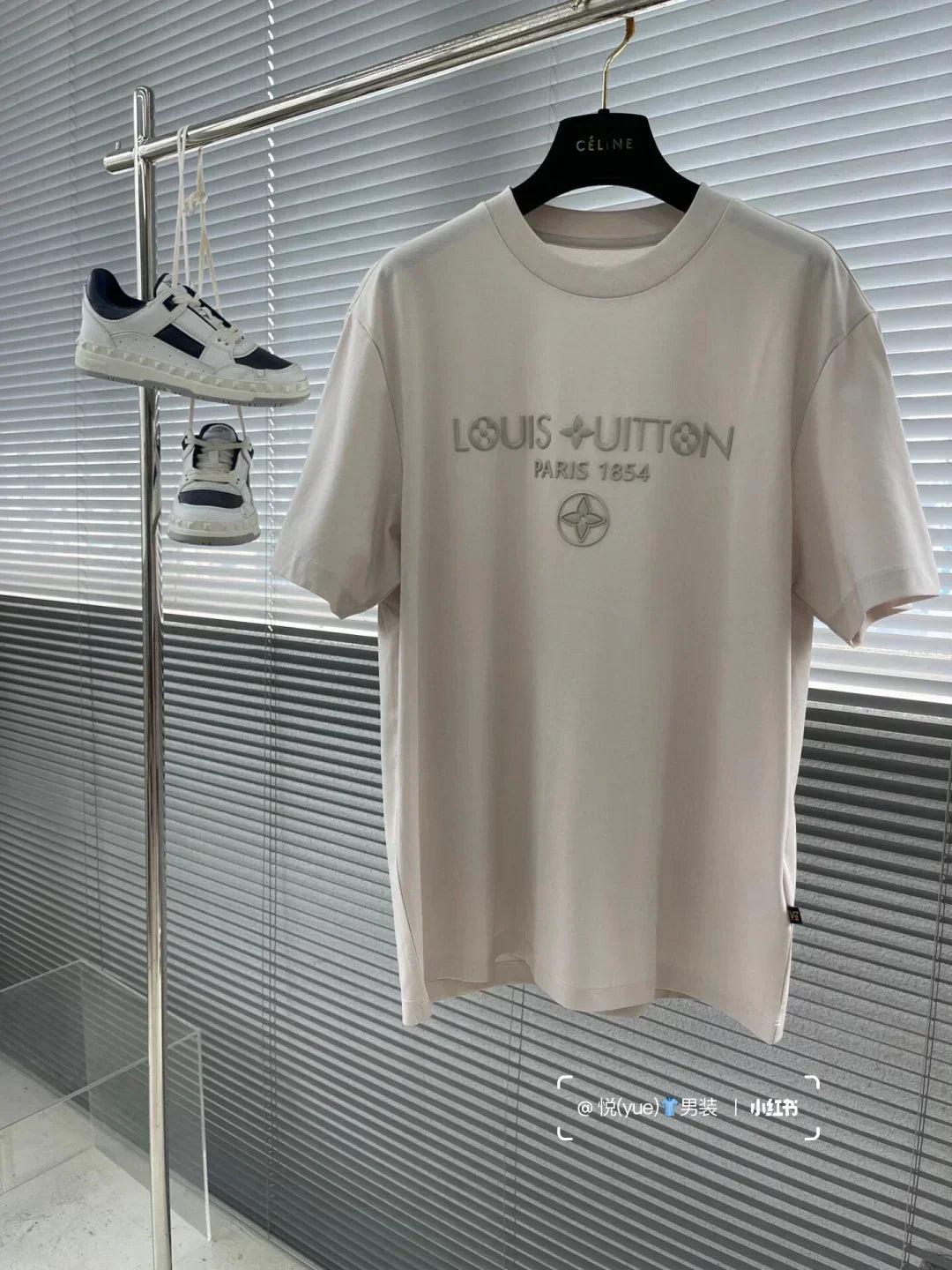 T-shirt col rond brodé 