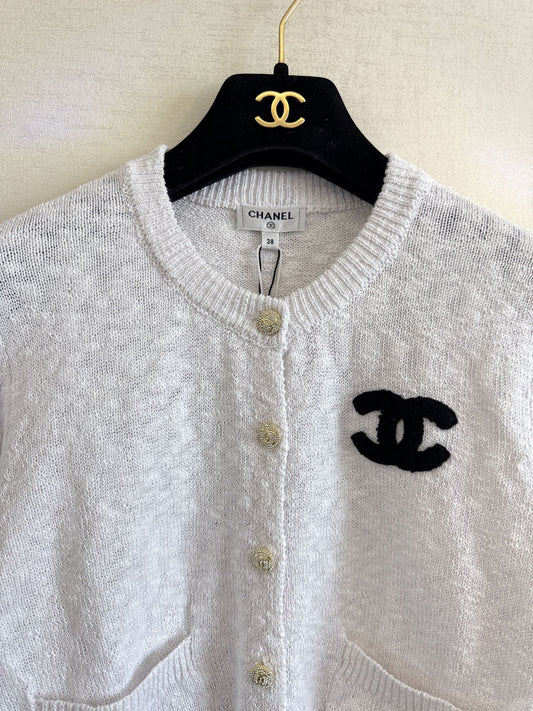 Cardigan en tricot rayé