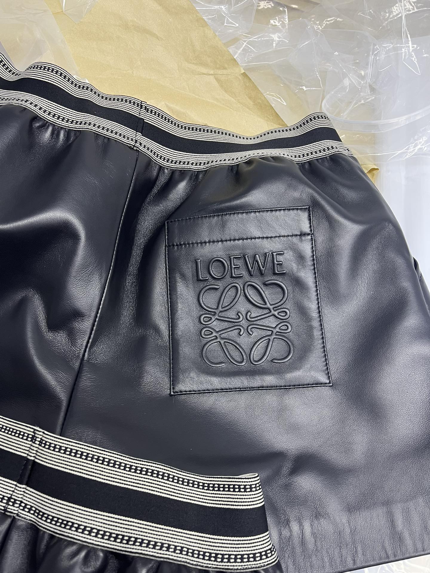 Shorts aus Schaffell