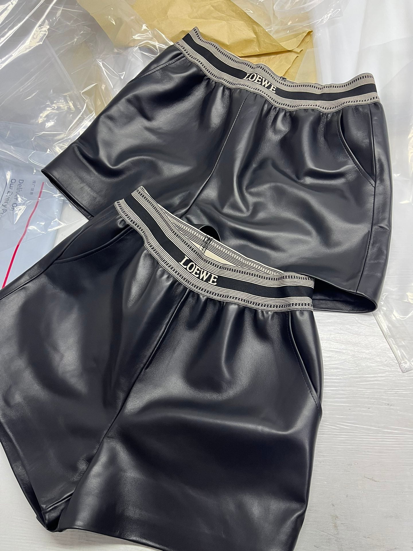 Shorts aus Schaffell