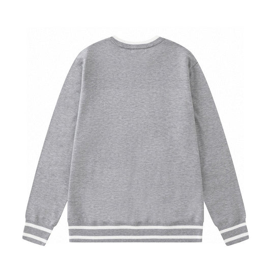 Pull en tricot à col rond et manches longues 