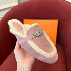 Furry half-slippers