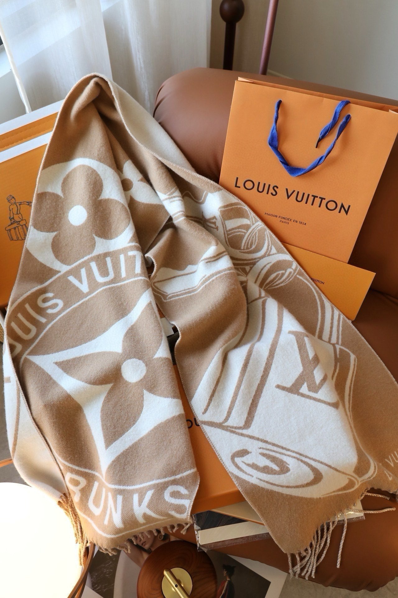 Strickschal aus Plüschmischung