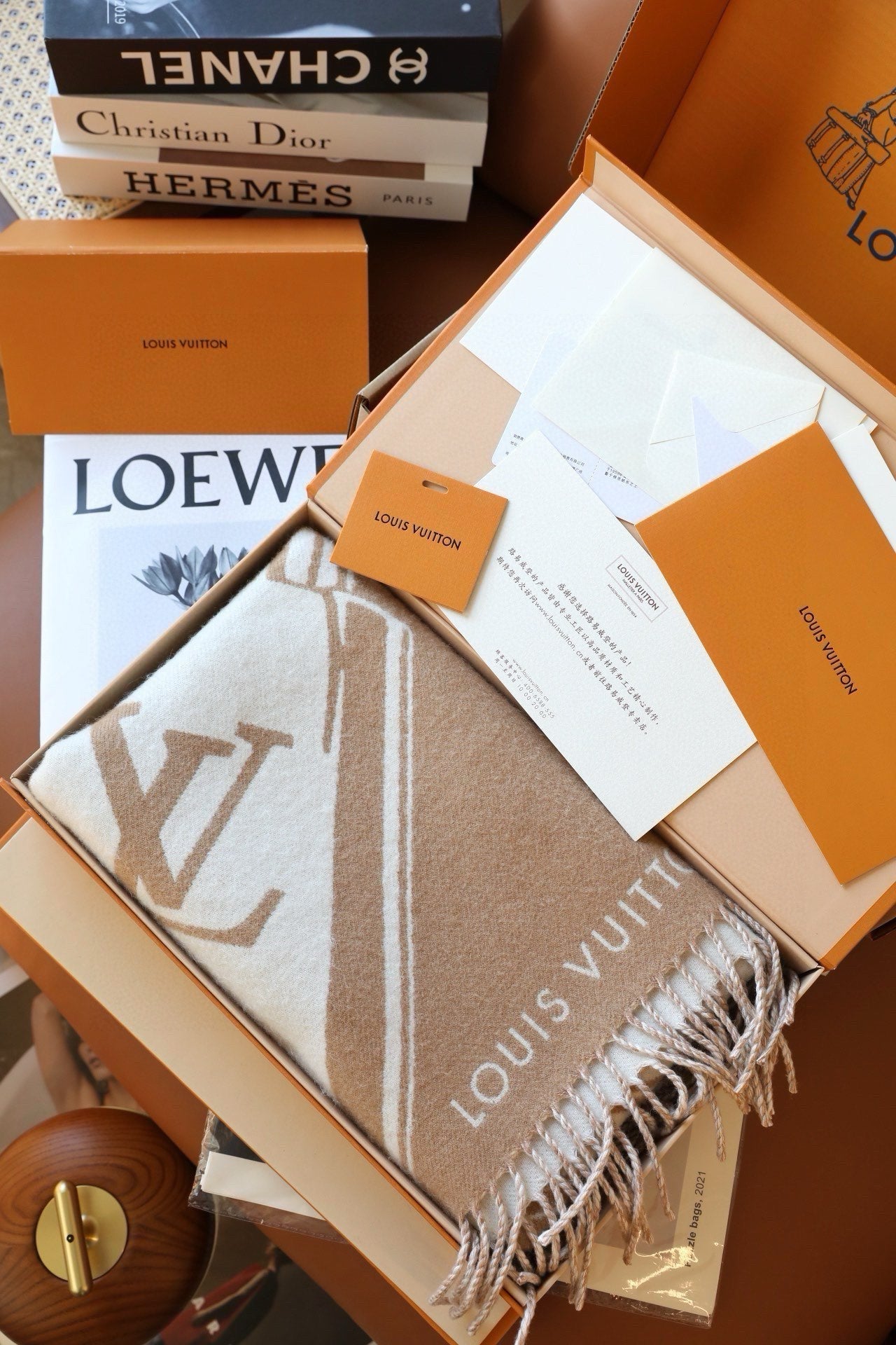 Strickschal aus Plüschmischung